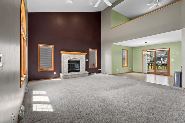 2316 MADDY COURT, Green Bay, WI 54303