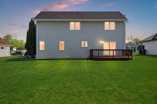2316 MADDY COURT, Green Bay, WI 54303