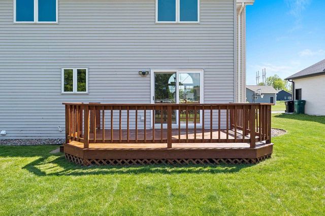 2316 MADDY COURT, Green Bay, WI 54303
