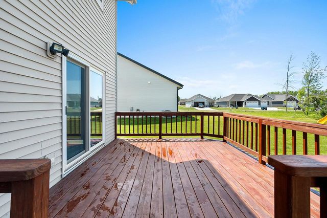 2316 MADDY COURT, Green Bay, WI 54303