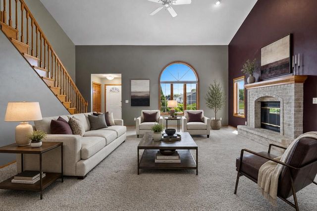 2316 MADDY COURT, Green Bay, WI 54303