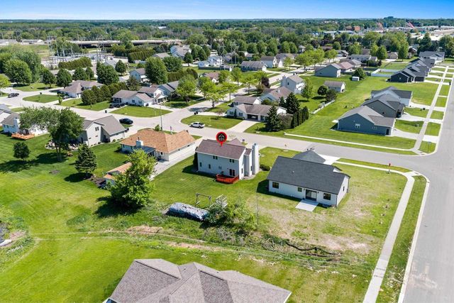 2316 MADDY COURT, Green Bay, WI 54303
