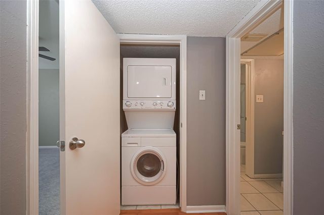 2120 El Paseo Street 2108, Houston, TX 77054