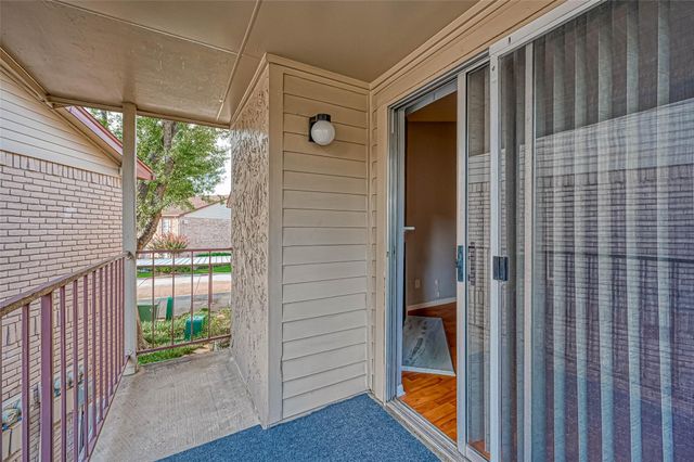 2120 El Paseo Street 2108, Houston, TX 77054