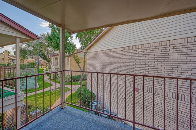 2120 El Paseo Street 2108, Houston, TX 77054