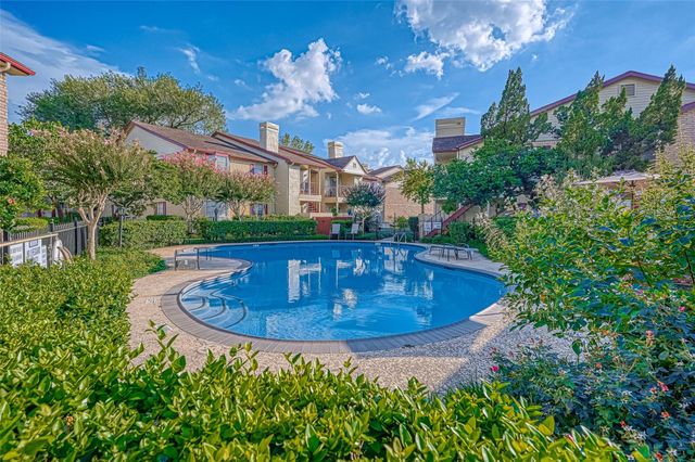 2120 El Paseo Street 2108, Houston, TX 77054
