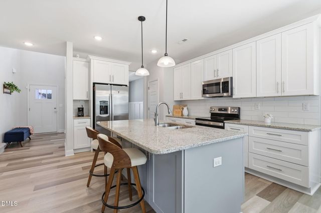 675 Amusement Drive, Hope Mills, NC 28348