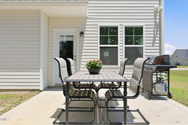 675 Amusement Drive, Hope Mills, NC 28348