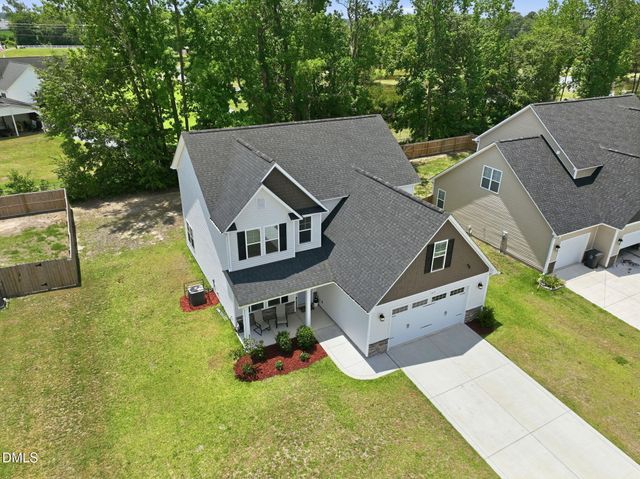 675 Amusement Drive, Hope Mills, NC 28348