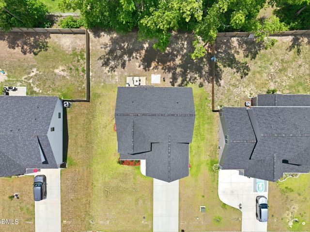 675 Amusement Drive, Hope Mills, NC 28348