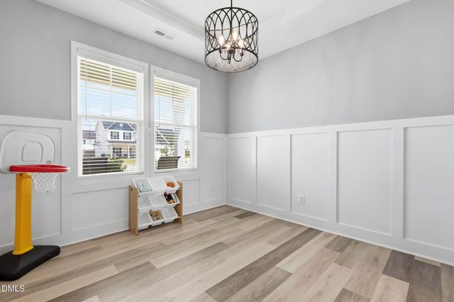 675 Amusement Drive, Hope Mills, NC 28348