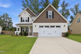675 Amusement Drive, Hope Mills, NC 28348