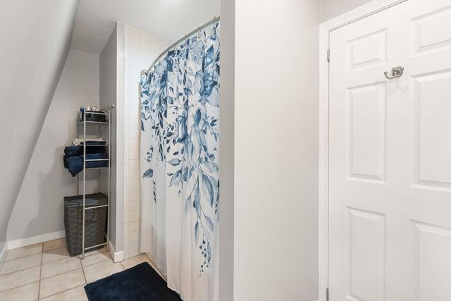 147 Oak, Abington, MA 02351