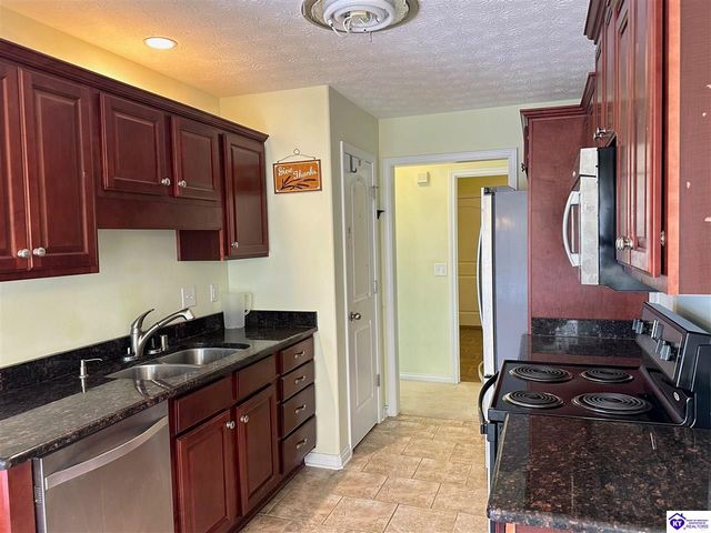 8 San Juan Court, Elizabethtown, KY 42701