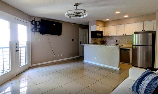 2312 Balsam Drive A303, Arlington, TX 76006