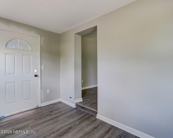 9762 BAYVIEW Avenue, Jacksonville, FL 32208