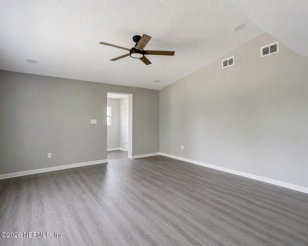 9762 BAYVIEW Avenue, Jacksonville, FL 32208