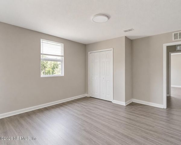 9762 BAYVIEW Avenue, Jacksonville, FL 32208