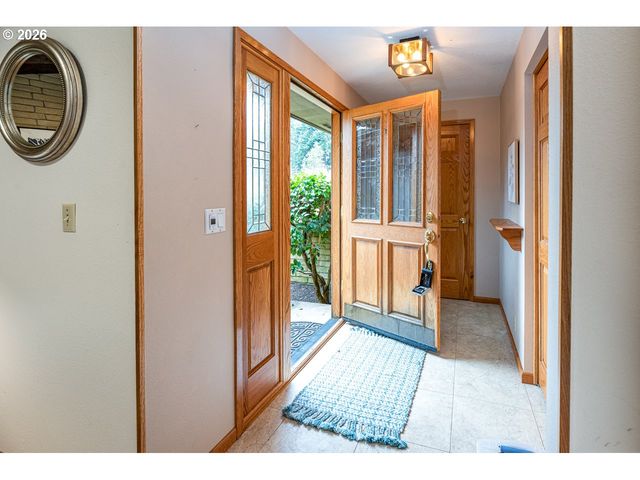 4490 DOYLE St, Eugene, OR 97404