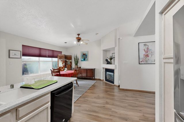 8004 CORTE DEL VIENTO NW, Albuquerque, NM 87120