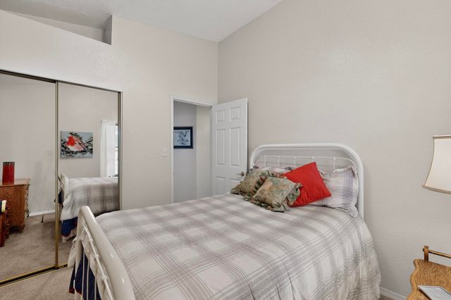 8004 CORTE DEL VIENTO NW, Albuquerque, NM 87120