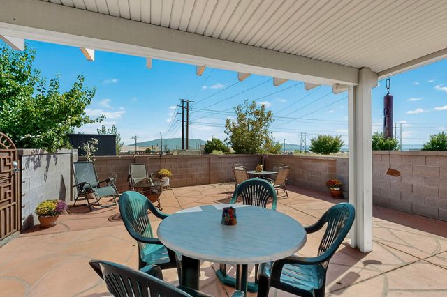 8004 CORTE DEL VIENTO NW, Albuquerque, NM 87120