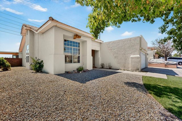 8004 CORTE DEL VIENTO NW, Albuquerque, NM 87120