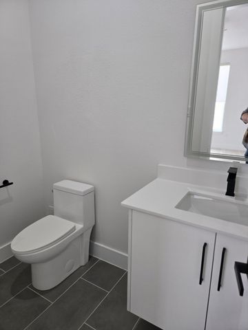 1512 Seegar Street 1508, Dallas, TX 75215