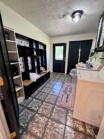 429 Pine Cone Lane, Mammoth Spring, AR 72554