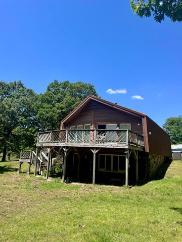 429 Pine Cone Lane, Mammoth Spring, AR 72554