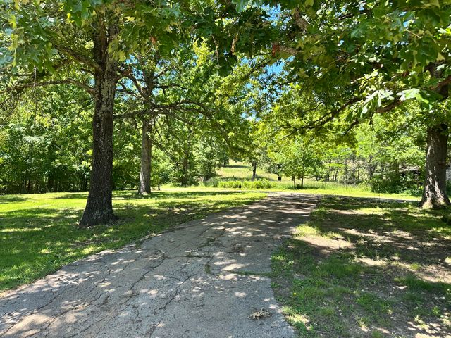 429 Pine Cone Lane, Mammoth Spring, AR 72554