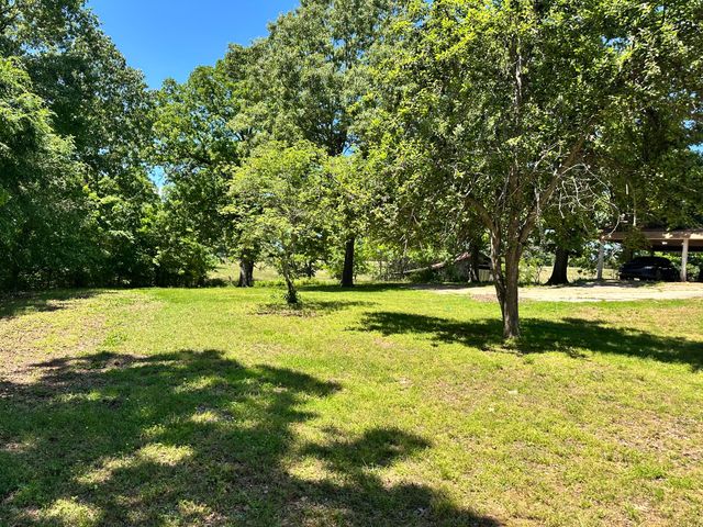 429 Pine Cone Lane, Mammoth Spring, AR 72554