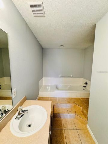 722 WASHINGTON PALM LOOP, Davenport, FL 33897