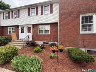 81 Brandywine Lane 81, Suffield, CT 06078