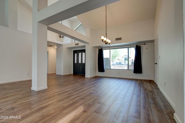 1945 E Velvet Drive, Tempe, AZ 85284