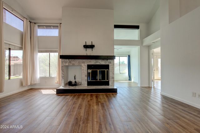 1945 E Velvet Drive, Tempe, AZ 85284