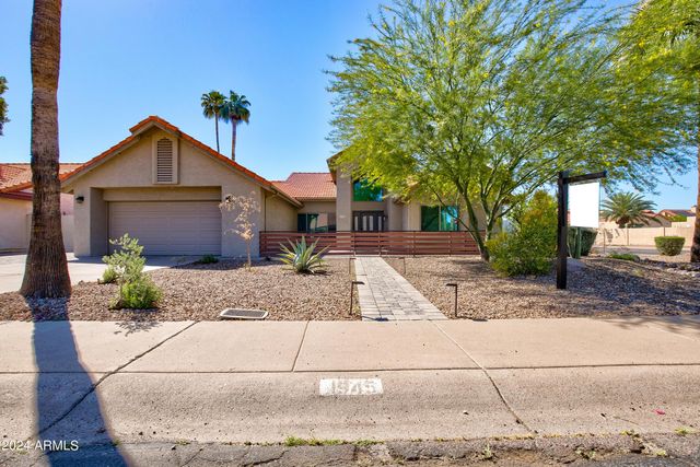 1945 E Velvet Drive, Tempe, AZ 85284
