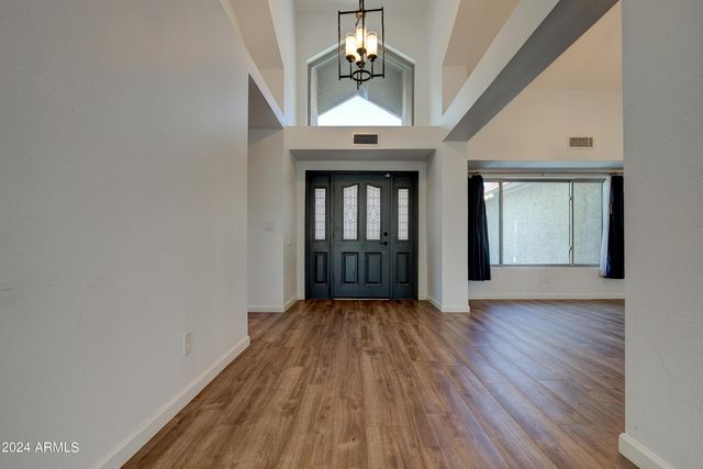 1945 E Velvet Drive, Tempe, AZ 85284