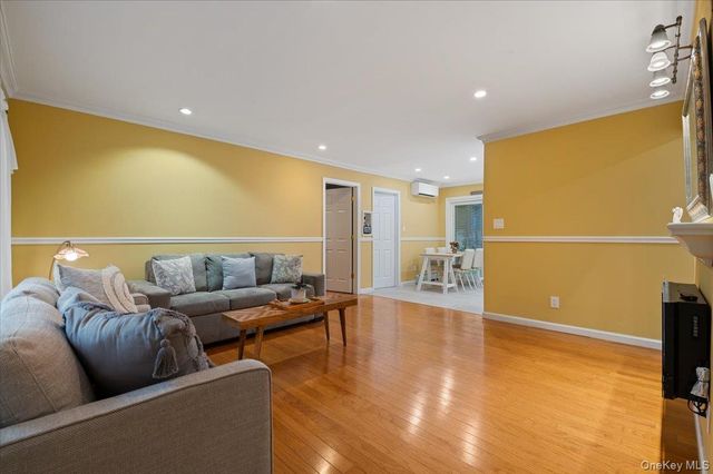 3850 Jean Avenue, Bethpage, NY 11714