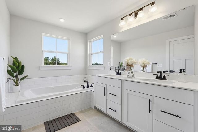 6751 HIGHLANDER CT, Warrenton, VA 20187