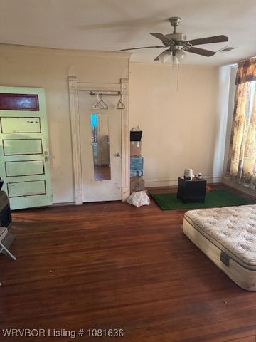 24 S 3rd Street, Paris, AR 72855
