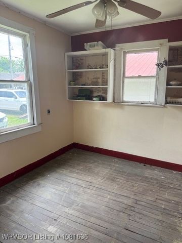24 S 3rd Street, Paris, AR 72855