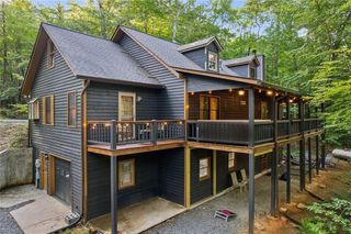889 Granny Branch Drive, Blue Ridge, GA 30513