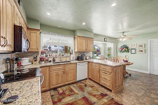 2451 N FOREST Circle, Mesa, AZ 85203