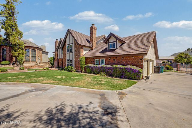 2451 N FOREST Circle, Mesa, AZ 85203