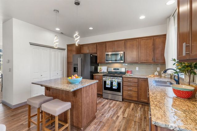 20105 61st Avenue Ct E, Spanaway, WA 98387