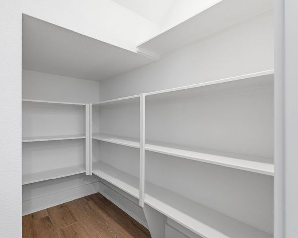 8805 Parkway Drive, Houston, TX 77088