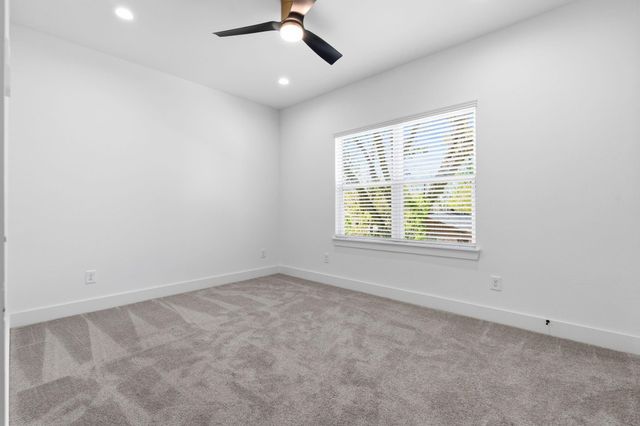 8805 Parkway Drive, Houston, TX 77088