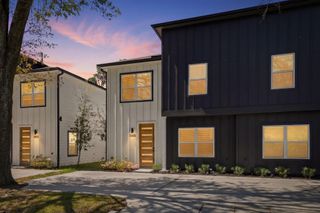 8805 Parkway Drive, Houston, TX 77088