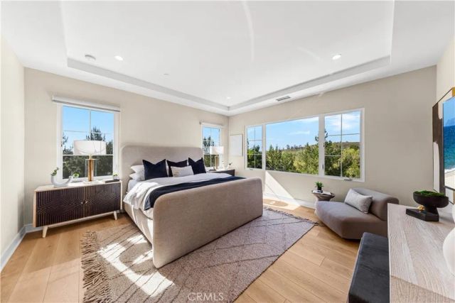 121 Oceano, Irvine, CA 92602